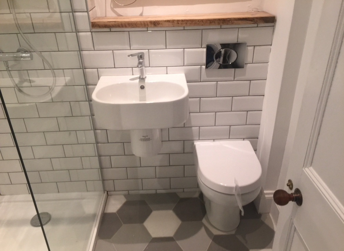 Bathroom Fitter: Image 2